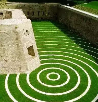 一塊草坪怎么樣美化整個景觀空間 一塊草坪怎么樣美化整個景觀空間