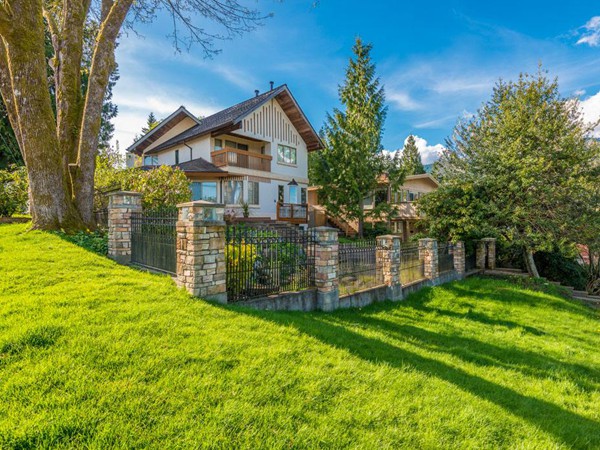 別墅草坪用什么品種好 別墅草坪用什么品種好